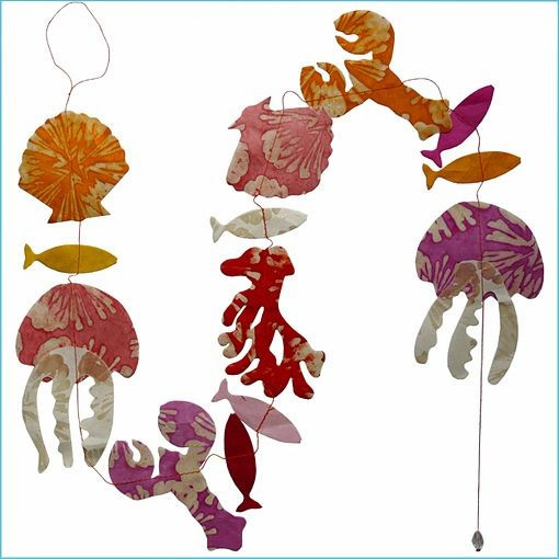 LLA558K-Shells Batik Garland