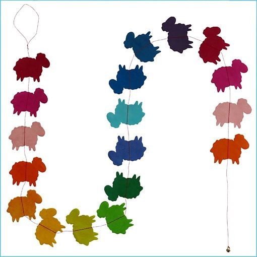LLA587K-Sheeps Garland