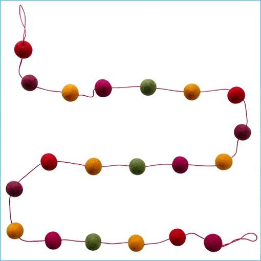 LLF688-Felt Balls Garland
