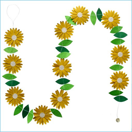 LLA622-Daisies Garland