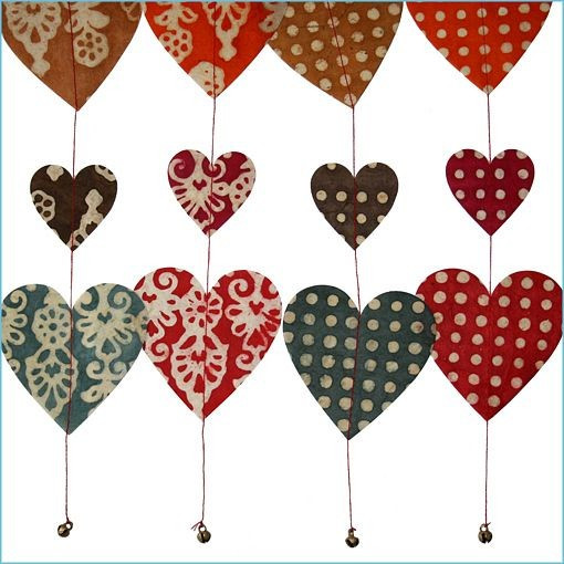 LLA238-Hearts Batik Garland